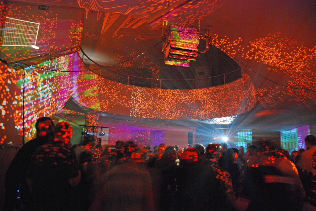 Foyer_Monsterbass